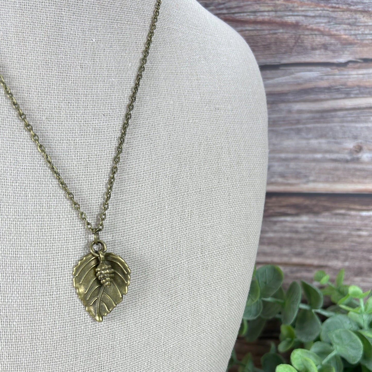 "Eternal Oak" Antique Bronze Necklace